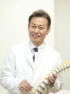 川本達也